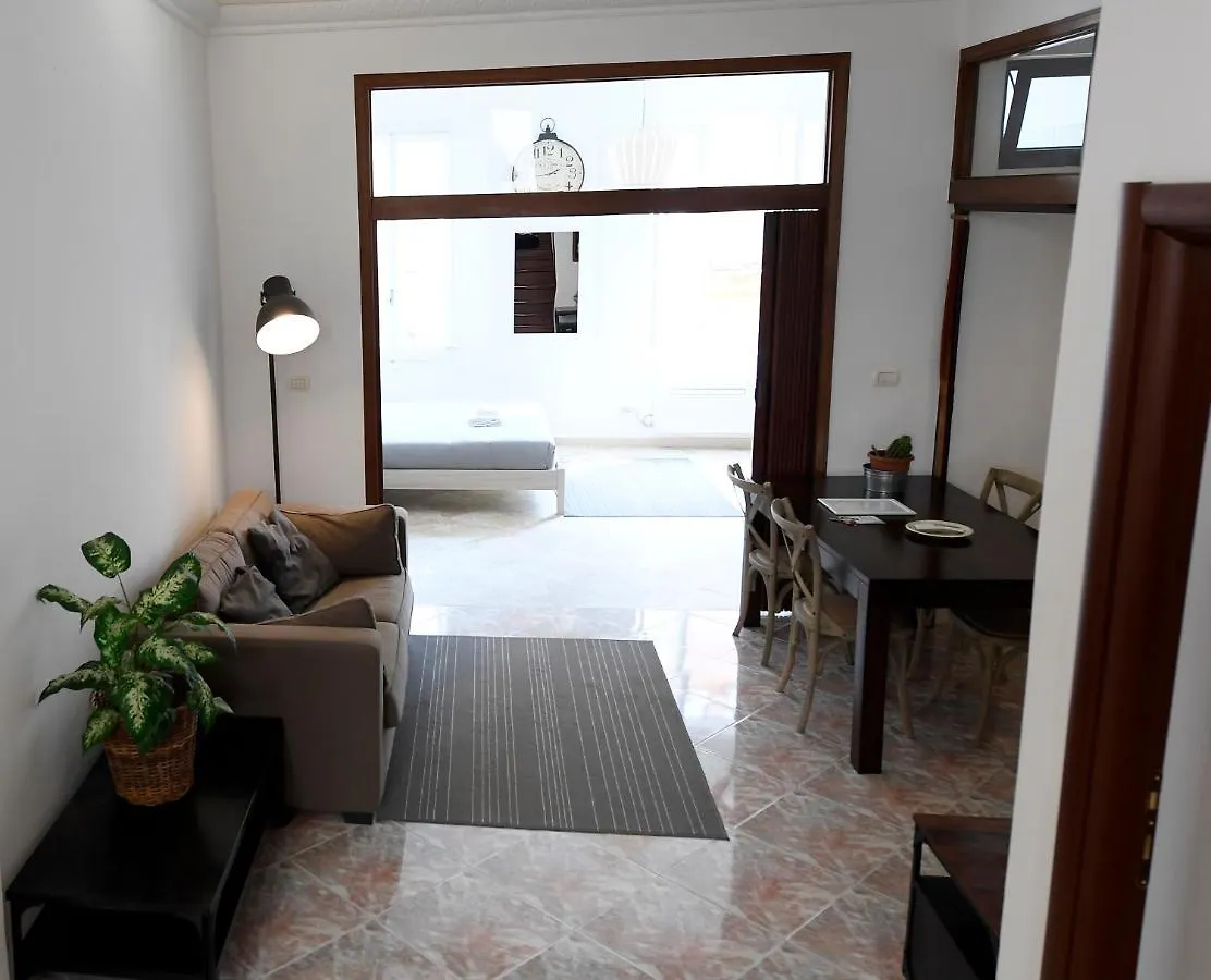 Easy Holidays - In Selci Colosseo