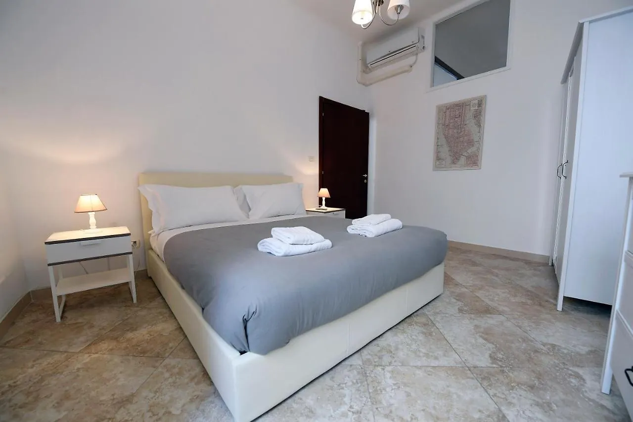 Easy Holidays - In Selci Colosseo 0*, Rome Italy