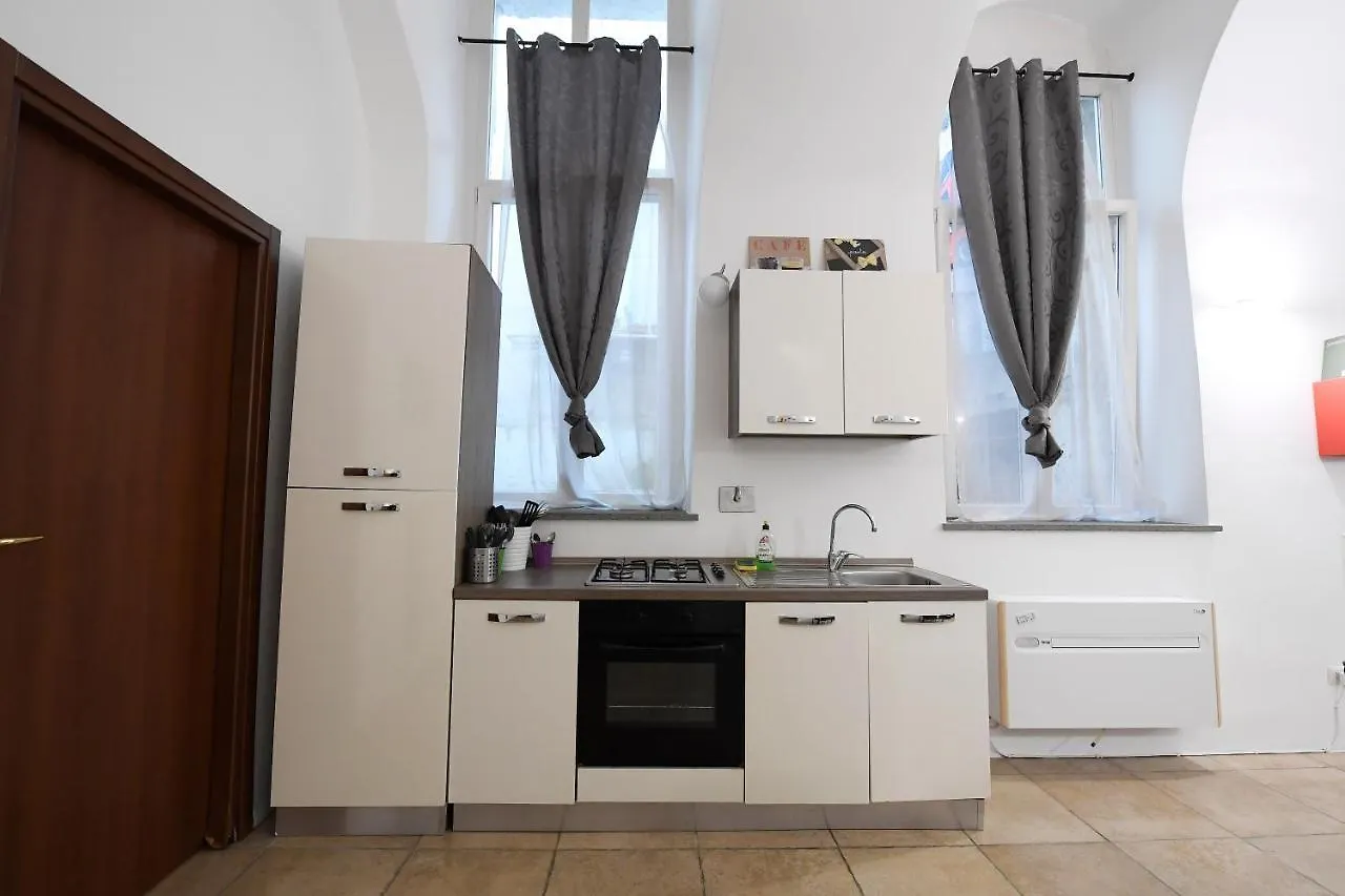 Easy Holidays - In Selci Colosseo 0*, Rome